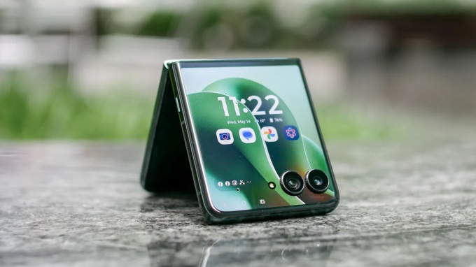 Motorola Razr Ultra (2025)