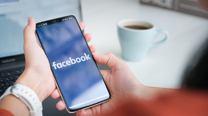 Tại sao nên sử dụng biệt danh khi bình luận trên Facebook?