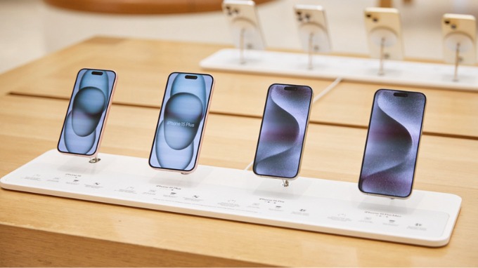 iPhone 15 cũ hàng trưng bày