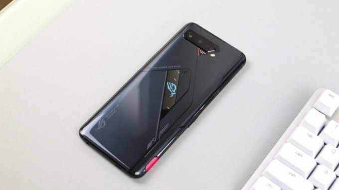 Điện thoại Asus ROG Phone 5 Series giá rẻ tại XTmobile