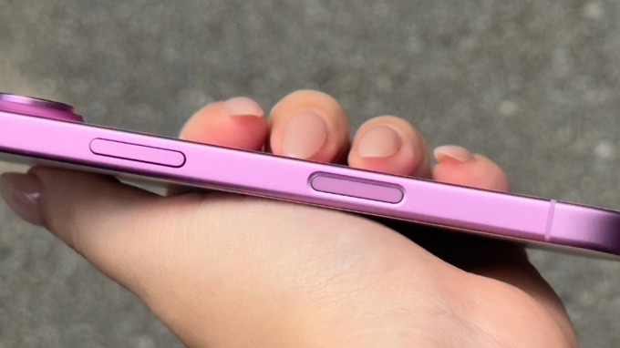 Thiết kế và nút Camera Control trên iPhone 16