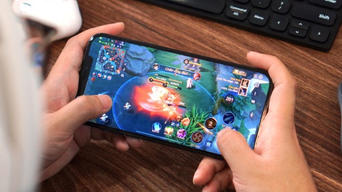 iPhone 12 Series cũ có hiệu năng vẫn ổn định, đa nhiệm mượt mà