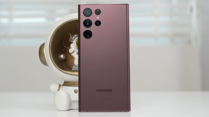 Samsung Galaxy S22 Ultra cũ là phiên bản cao cấp nhất trong dòng S22 series