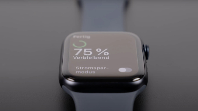 Apple Watch SE 2022 có thể hoạt động liên tục 18 giờ đồng hồ 