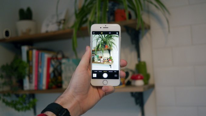 Vì sao nên mua iPhone 8 cũ ở thời điểm hiện tại?