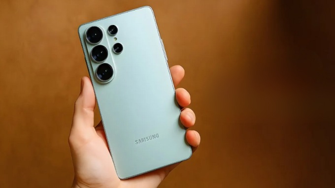 Thiết kế mỏng nhẹ hơn với mô-đun camera được làm mới