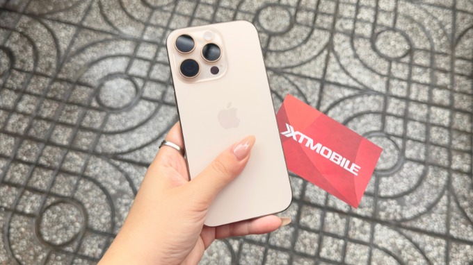 Máy iPhone 16 cũ trầy xước có các vết xước nhẹ