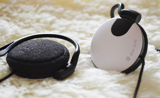 Tai nghe đang được bày bán tại XTmobile clipon