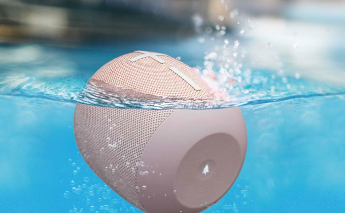 mua-loa-blutooth-chong-nuoc-xtmobile