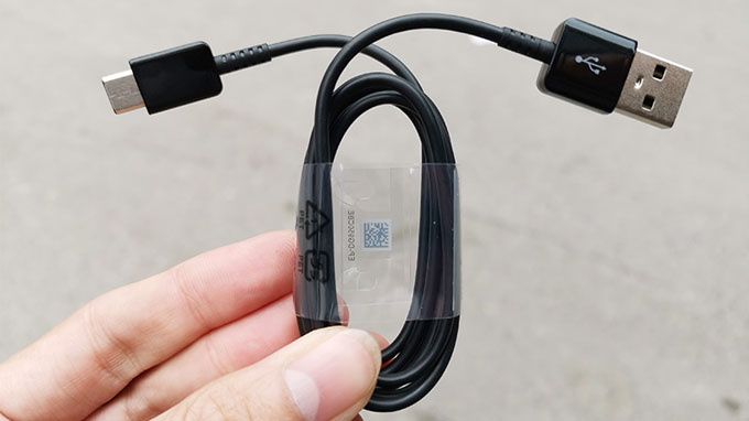 Cáp sạc điện thoại Samsung