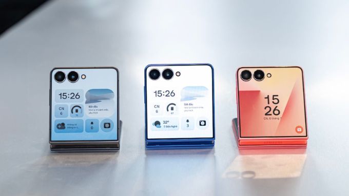 Thiết kế mặt kính và bản lề bền bỉ hơn 