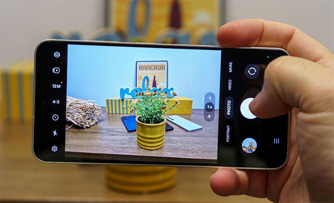 Hệ thống camera trên Galaxy S24 Plus