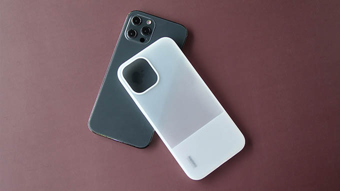 chất liệu ốp lưng cũng vô cùng quan trọng