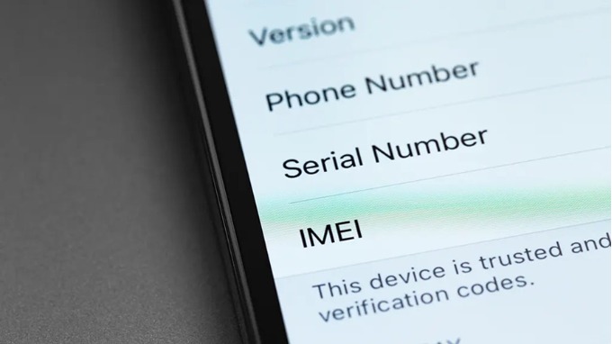 Kiểm tra số IMEI là bước đầu tiên và quan trọng nhất khi mua iPhone 16 cũ