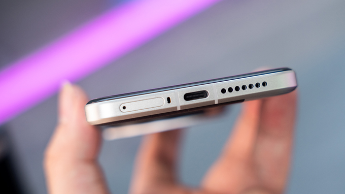 Xiaomi 15 Ultra 512GB có thời lượng pin tốt