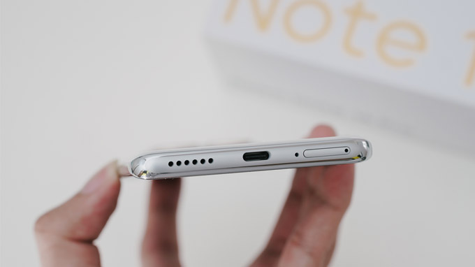 Xiaomi Redmi Note 14 Pro (8GB|128GB) là điện thoại tầm trung nổi bật