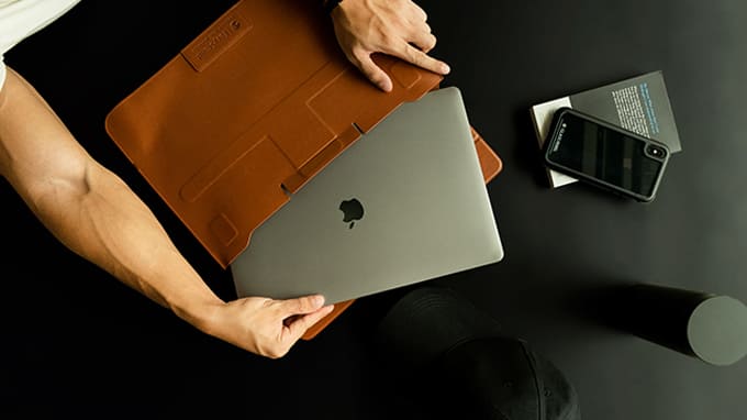 tui-da-switcheasy-easystand-dung-macbook-air-pro-13inch-thiet-ke