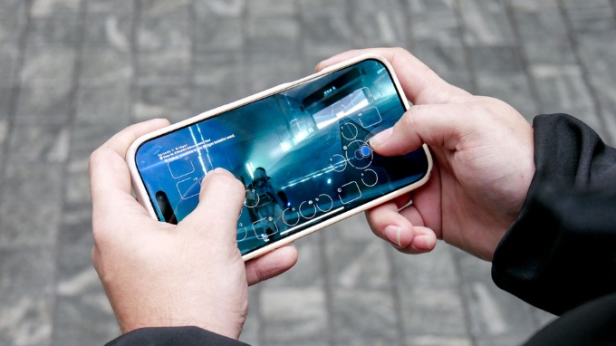 Hiệu năng dẫn đầu với chip A18 Pro