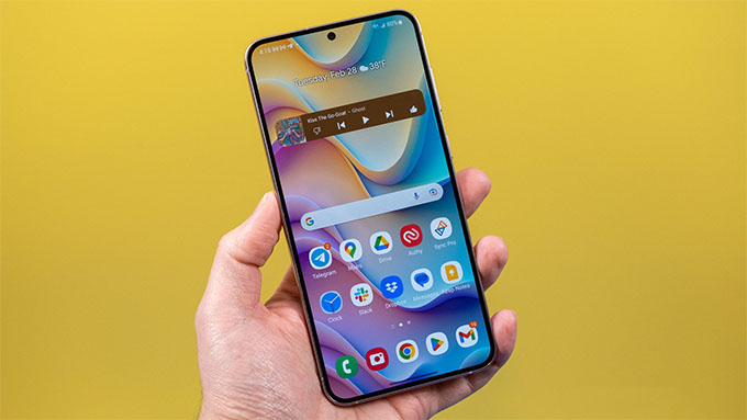 Samsung Galaxy S23 Plus 256GB cũ giá rẻ sở hữu màn hình 6,6 inches