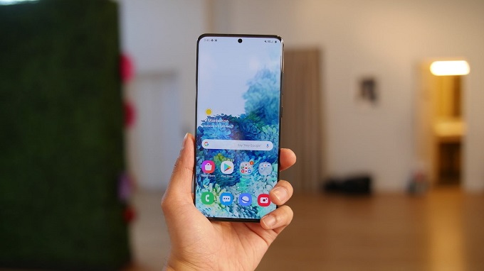 Màn hình Galaxy S20 Plus 5G sử dụng tấm nền Dynamic AMOLED hiện đại