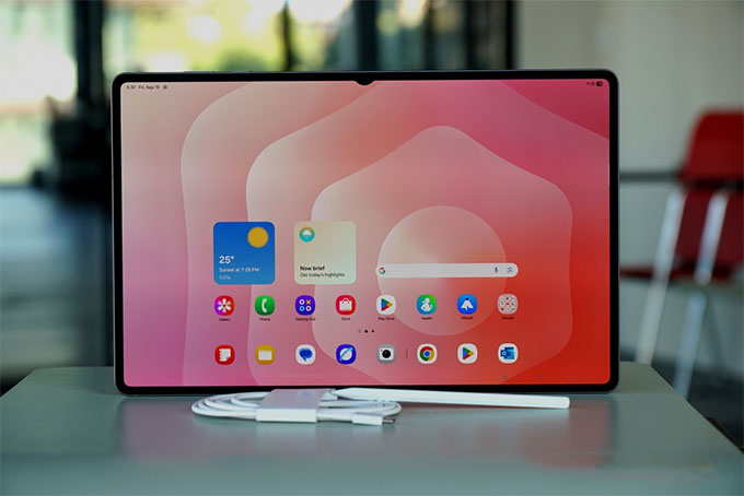 Màn hình hiển thị: Chất lượng Dynamic AMOLED 14.6 inch