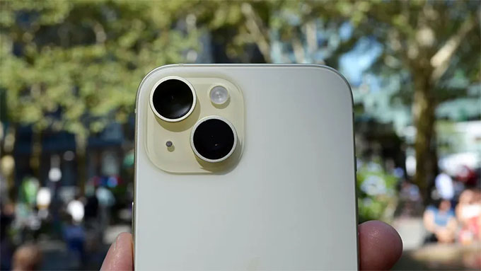 iPhone 15 512GB  tiếp tục được trang bị hệ thống cụm camera kép 