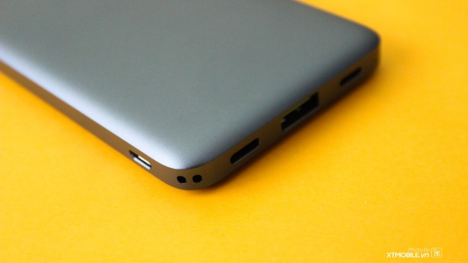 Được hoàn thiện từ chất liệu cao cấp có khả năng chống va đập cao