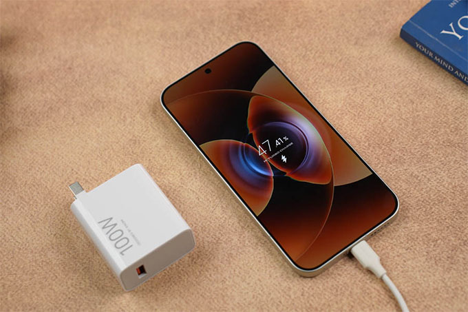 Pin hình chữ L: Dung lượng lớn 7.500mAh