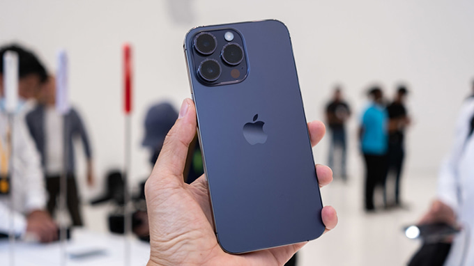 iPhone 14 Pro Max 128GB màu tím với thiết kế Dynamic Island