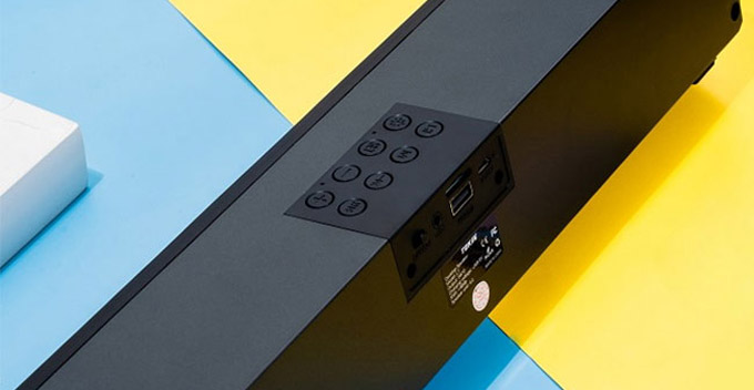 Hệ thống phím điều khiển trên loa Bluetooth Tekin L7