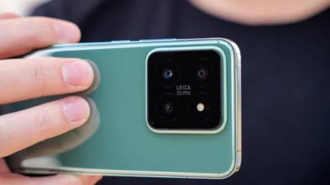 Camera Leica 50MP chất lượng, đi kèm camera selfie 32MP