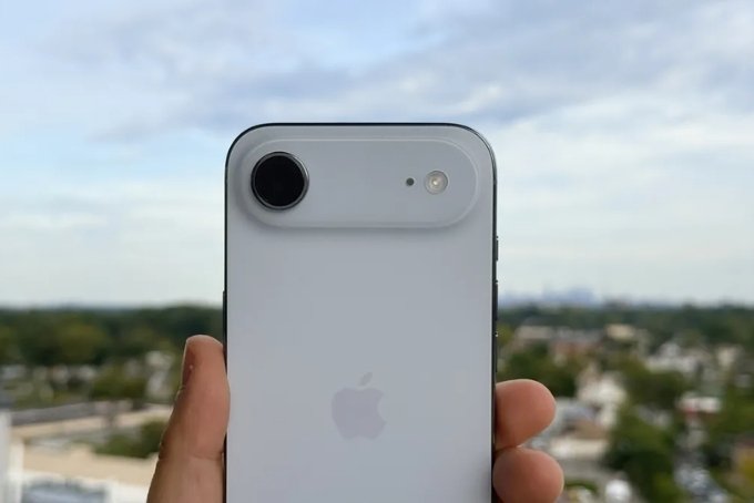 iPhone Air sở hữu camera đơn 48MP