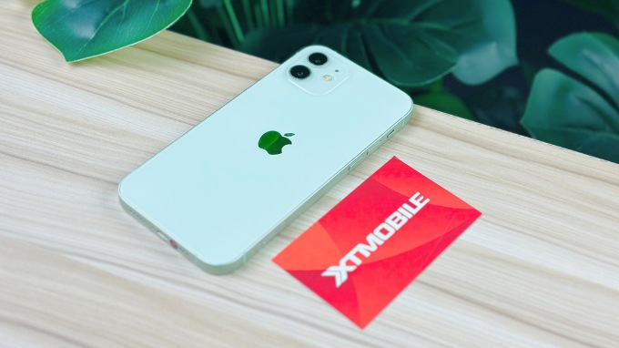 Thiết kế iPhone 12 128GB cũ bóng bẩy, sang trọng