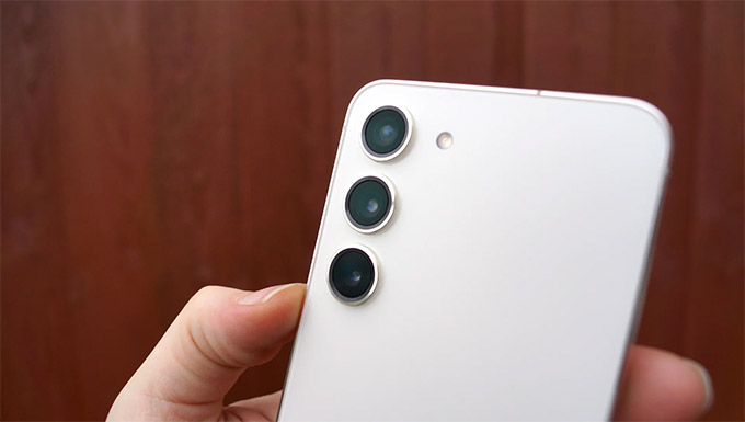 Hệ thống camera trên Samsung S23 128GB bản Mỹ cũ không thay đổi nhiều