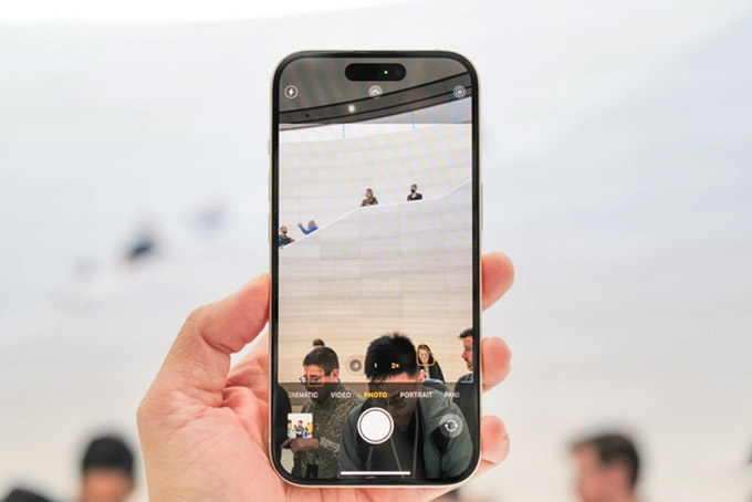 Hệ thống camera kép với cảm biến chính có độ phân giải lên đến 48MP