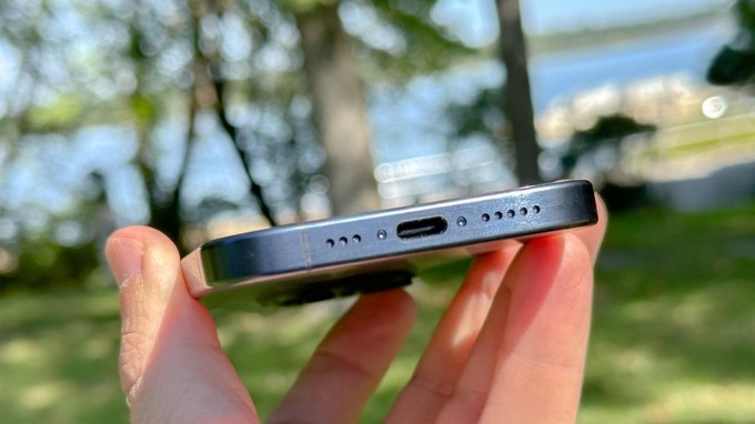 iPhone 15 Pro có cổng sạc USB-C mới