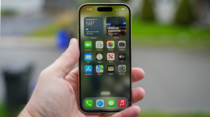 iPhone 17e được trang bị màn hình Super Retina XDR OLED