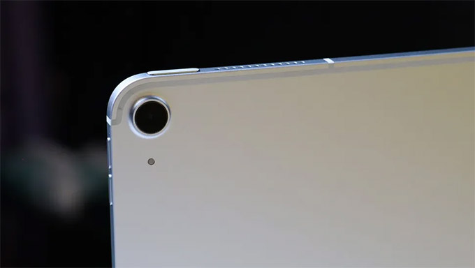 Hệ thống camera của iPad Air 7 5G bao gồm camera sau 12MP