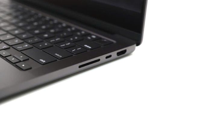 Pin sạc MacBook Pro 14inch Nano M5