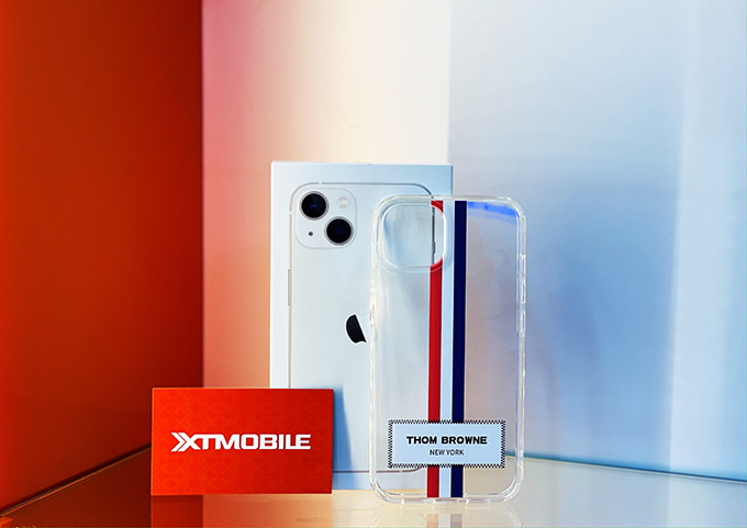 op-lung-likgus-thom-browne-iphone-13-chinh-hang