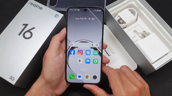 Viên pin titan 7000 mAh kèm sạc nhanh 60W