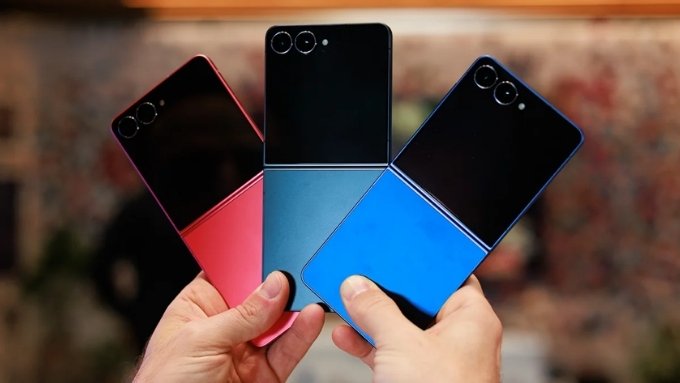 thiet-ke-samsung-galaxy-z-flip-7-2-xtmobile_1