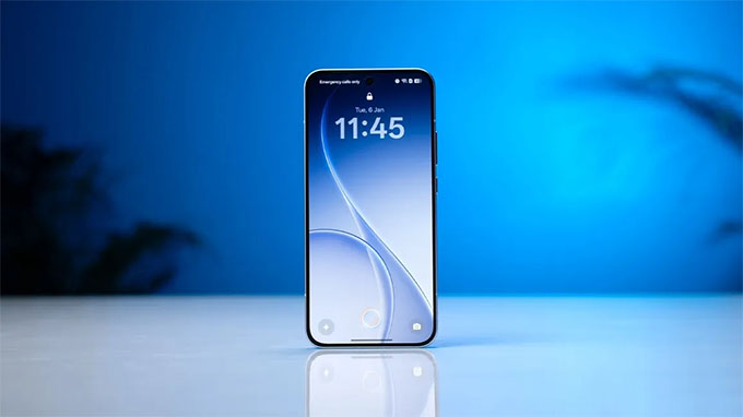 Màn hình AMOLED phẳng 6,59 inch với độ phân giải 1.5K (1256 x 2760 pixels)  trên Oppo Reno15