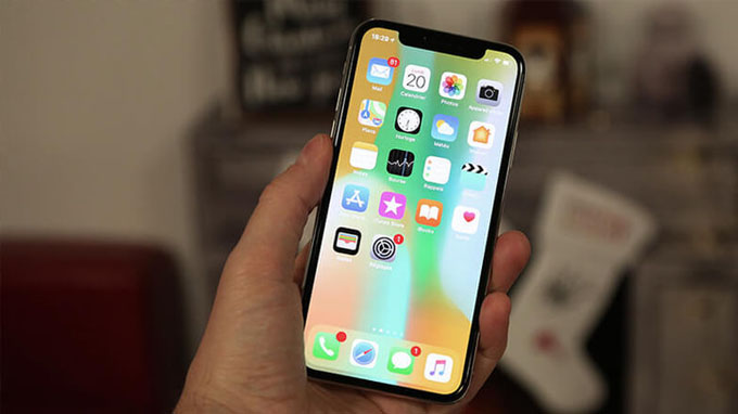 Màn hình OLED vẫn tốt, nhưng 60Hz là một điểm trừ lớn