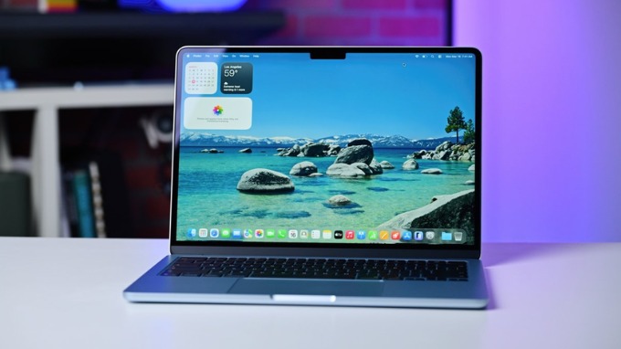 Màn hình Liquid Retina trên Macbook Air M5 13 inch (10CPU-10GPU) có độ sáng lên đến 500 nits