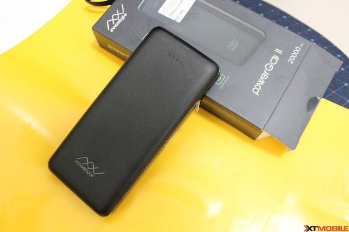 Pin được trang bị dải đèn LED giúp hiển thị thời lượng còn lại của pin giúp người dùng chủ động hơn trong việc nạp, sạc.