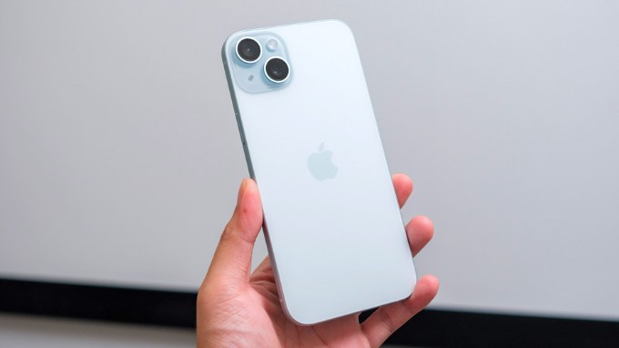 Nên mua iPhone 15 Plus 128GB cũ ngay lúc này