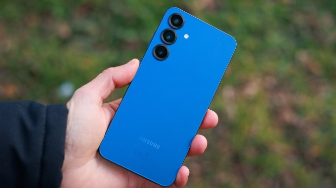 Samsung Galaxy S25 Plus 256GB bản Mỹ cũ với thiết kế cao cấp