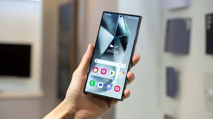 Màn hình Samsung Galaxy S24 Ultra 256GB Việt Nam cũ hiển thị sắc nét