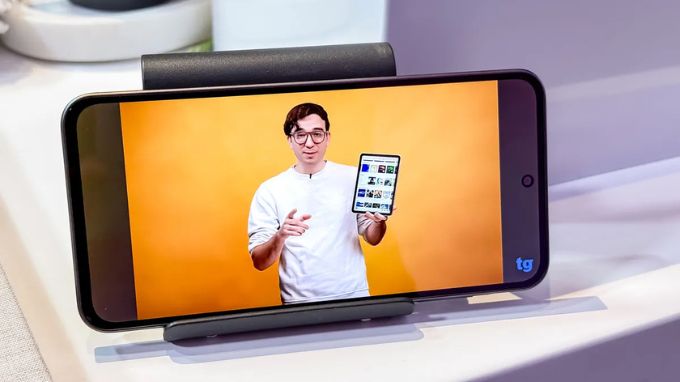 Màn hình Super AMOLED 120Hz sắc nét, mượt mà